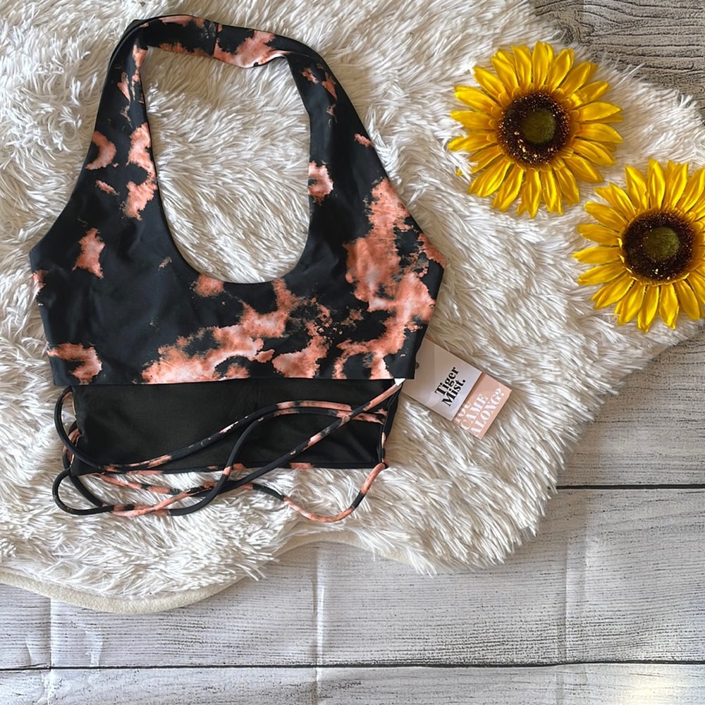 Tiger Mist Black and Pink Crop Top